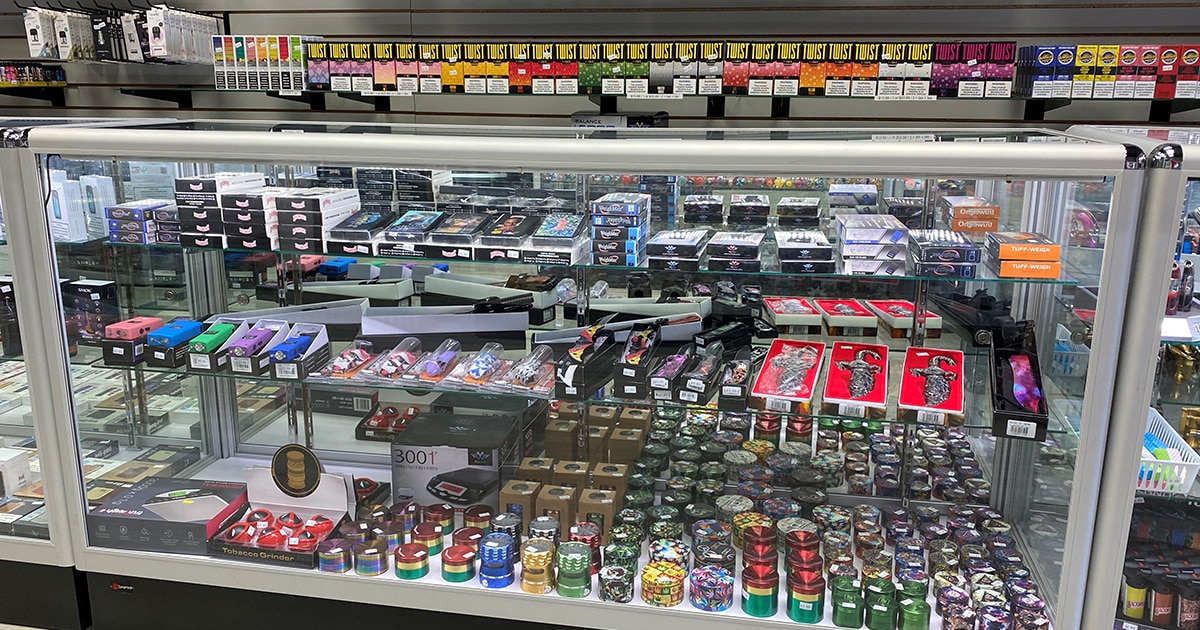 ignite smoke shop & vape shop mesa Buddy's and is a Smoke in Mesa, AZ 85201 Flavor:Punch best price AEGIS LEGEND 2- L200